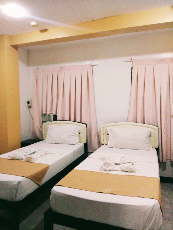 Amax Inn Cebu Mandaue Exteriör bild