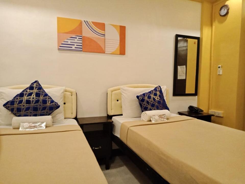 Amax Inn Cebu Mandaue Exteriör bild