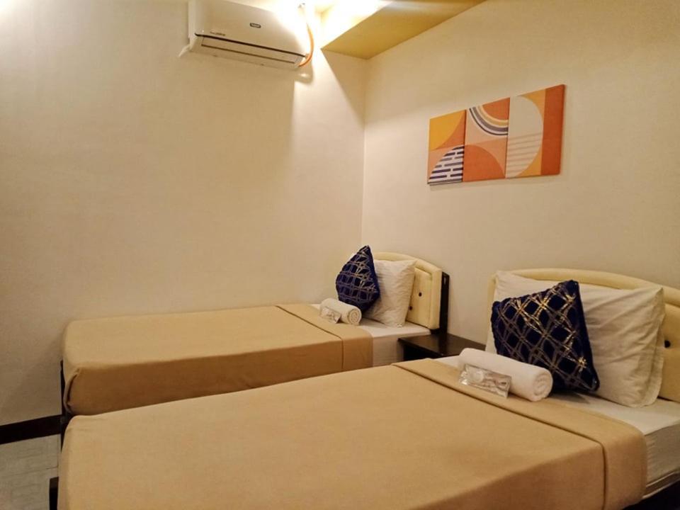 Amax Inn Cebu Mandaue Exteriör bild