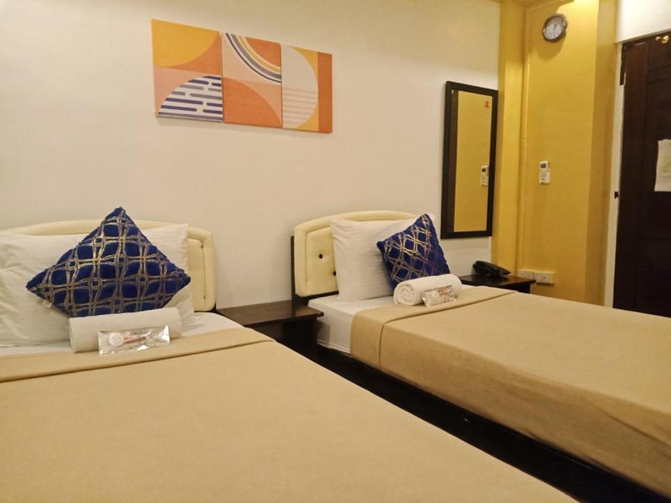Amax Inn Cebu Mandaue Exteriör bild