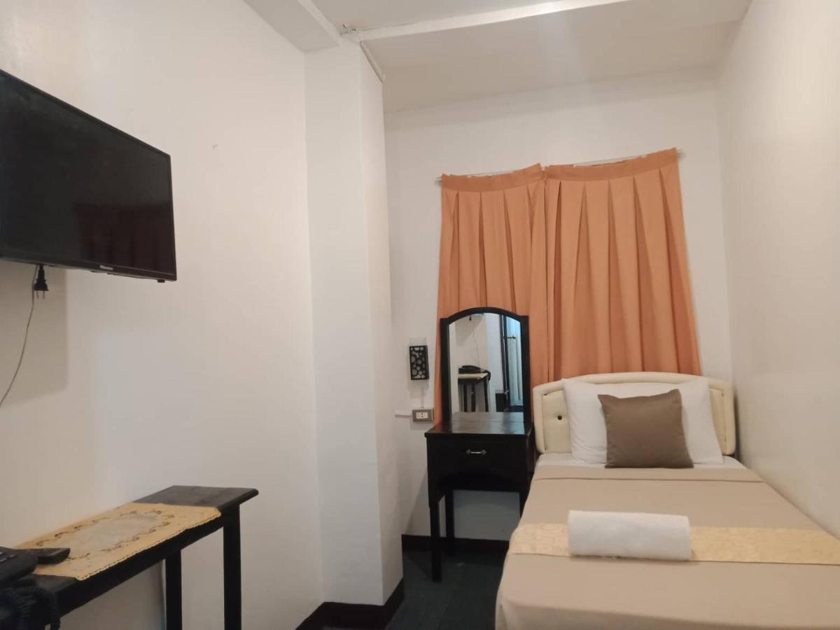 Amax Inn Cebu Mandaue Exteriör bild
