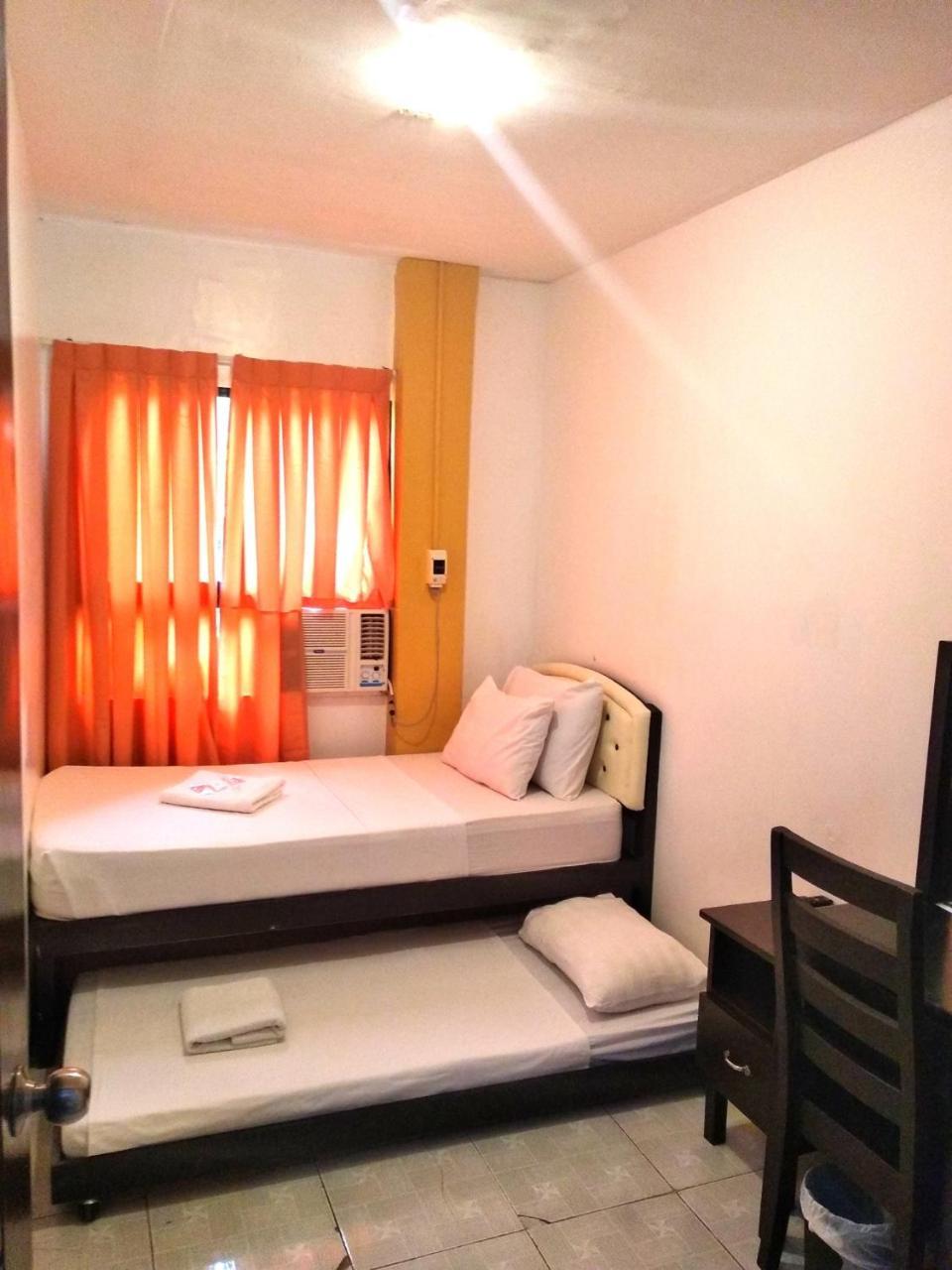 Amax Inn Cebu Mandaue Exteriör bild