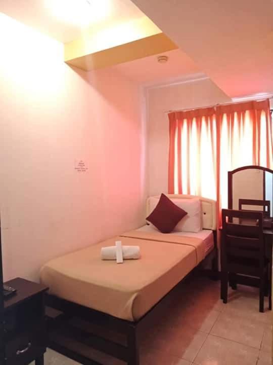 Amax Inn Cebu Mandaue Exteriör bild